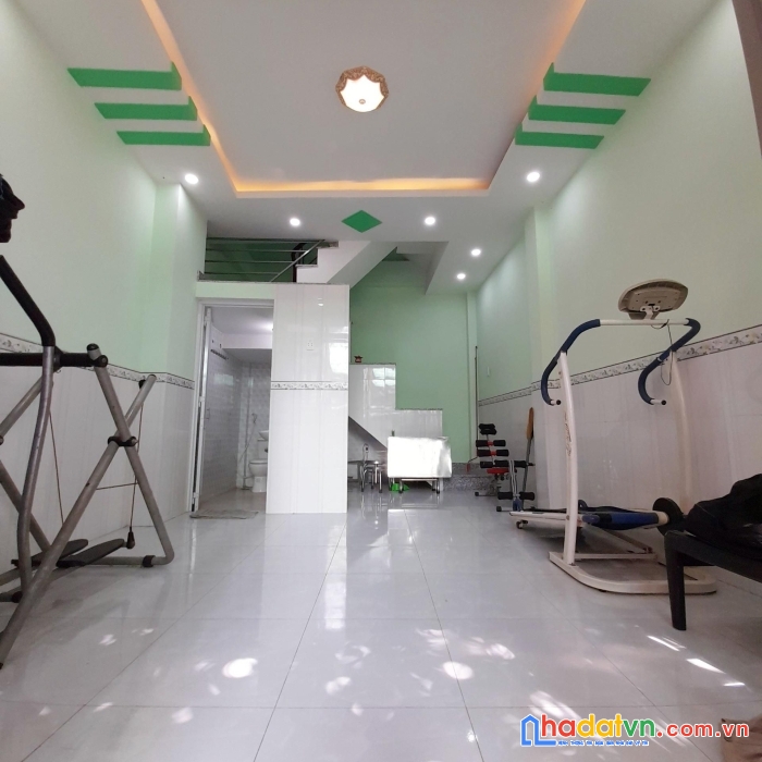 Nhà trường chinh. tân phú. 28m2. 4 tầng. 2.98x tỷ. vuông vức. hẻm audi.