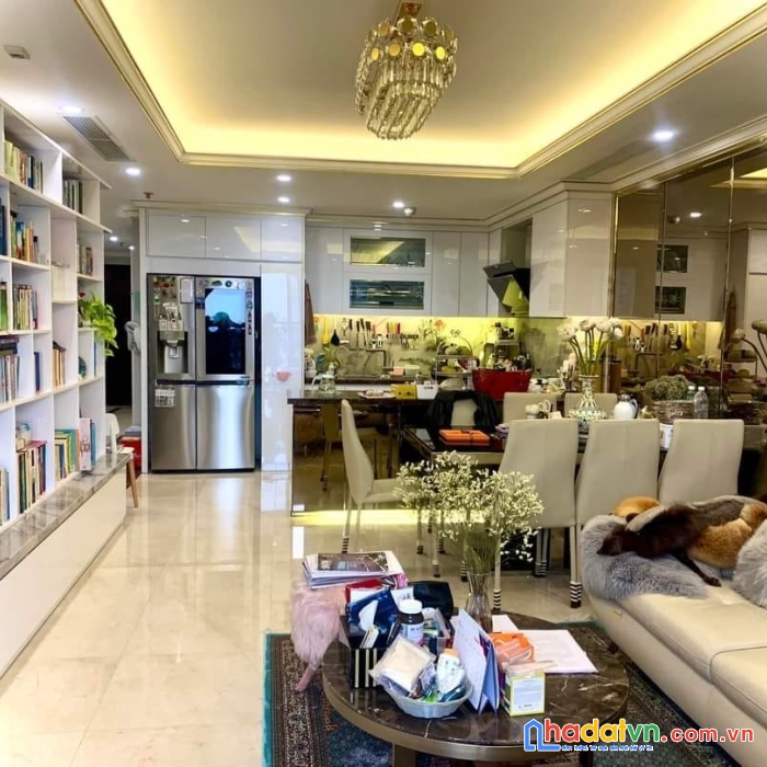 Nhà lạc long quân  - xuân la. tây hồ. 2 thoáng. ô tô tránh. dt 110m2. giá 23 tỷ. lh 0977717488