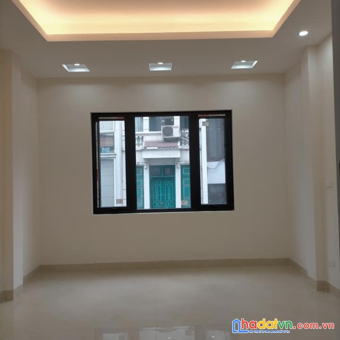 Siêu phẩm đống đa - phân lô - ô tô - - kinh doanh - vị trí cực đẹp hoàng