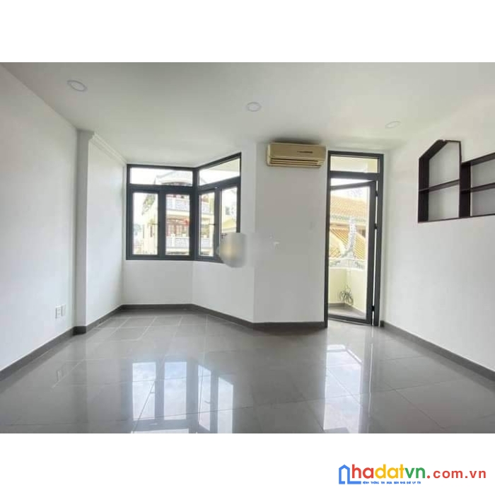 Bán nhà bình thạnh hxh 95m2 5 tầng mặt tiền thụt ngang 7m khu vip phan xích long vạn kiếp 10.9 tỷ.