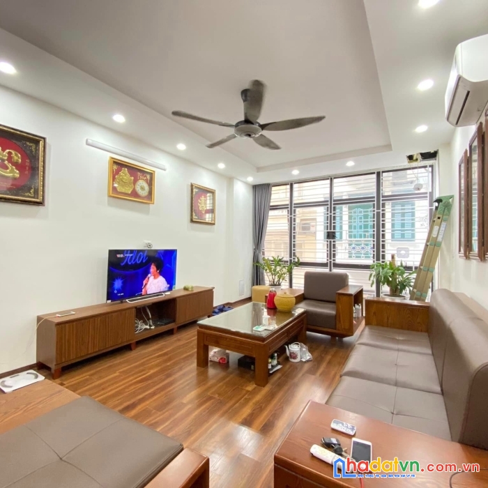 Siêu rẻ, pháo đài láng, 50m oto tránh, 2 thoáng, ba gác tránh sh 41mx4t 4,5 tỷ