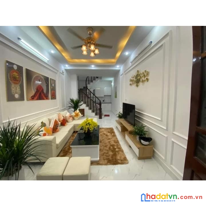 Bán nhà phú diễn, 5 tầng x 45m2, ô tô, đường rộng, 3.15 tỷ.