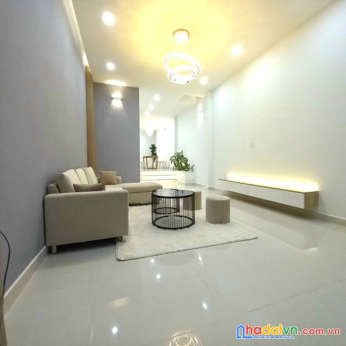 Nhà đẹp trường thọ - tp thủ đức - 4 x 16 - xe hơi đậu cửa.