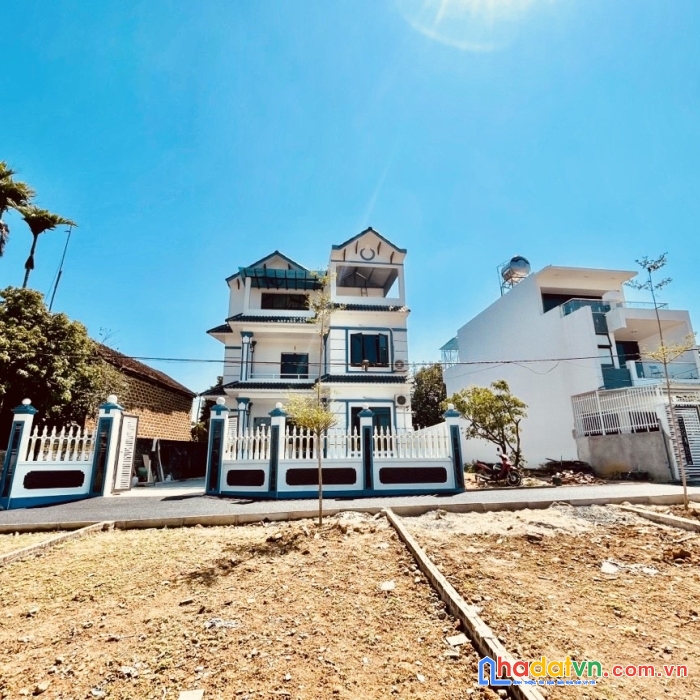 1 tỷ 3 hơn 60m2 sổ đỏ hà nội