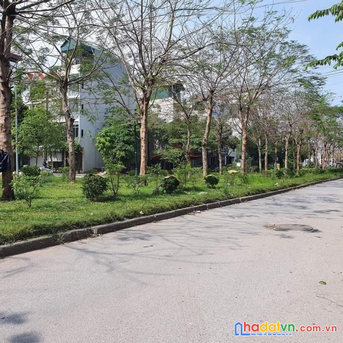 Bán gấp nhà vạn phúc hà đông, thang máy, vỉa hè 2 bên, 44m2x7t 9.8 tỷ.