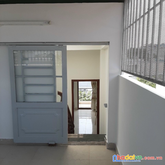 (bình thạnh) hẻm phan văn trị, 3.2 x 12m, 2 lầu, chỉ 4.9 bớt