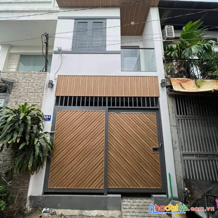 Nhà 2 tầng mới , 44m2 , hxh thông , cách ql1a 50m , nguyễn văn quá , q12 , sát gò vấp . 2tyxx