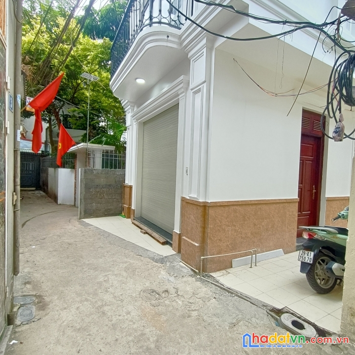 Bán nhà bồ đề, long biên - dt 36 m2 x 5t - giá 3,6 tỷ - nhà mới - tặng full nội thất - 0975892929