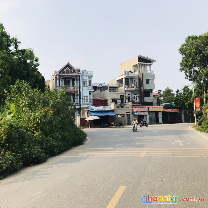 Bán rẻ 70m siêu đẹp bìa làng hương trầm-thuỵ lâm đường 5m ô tô tránh nhau thoải mái