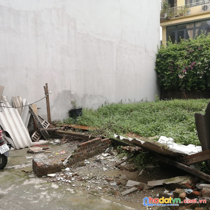 Chính chủ bán mảnh đất võ chí công 50m2, mt3,5m, 3,9 tỷ, ô tô đỗ cửa