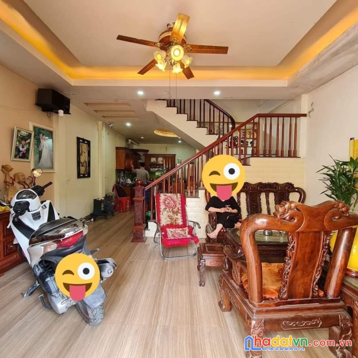 Bán nhà nguyễn văn huyên cầu giấy - 10m ra ô tô - nhà đẹp ở luôn - 36m2 giá 5 tỷ 4