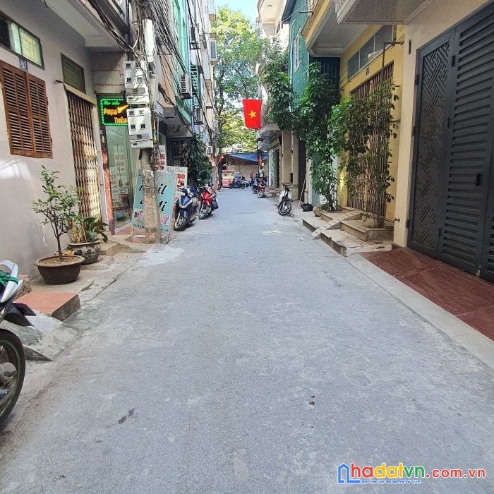 Nhà đẹp ô tô tránh ngõ thông phố hàm nghi