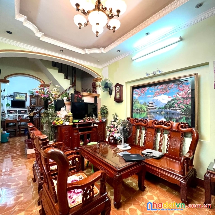 Bán nhà thái thịnh đống đa thái hà.lô góc oto,kinh doanh.45m2 5 tầng mặt 5.5m.gias7.5ty