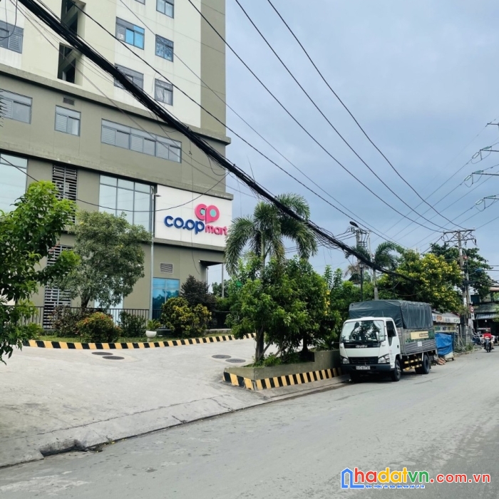 Bán nhà 5m x 12m hxh 815 hương lộ 2 bình tân 4,4 tỷ