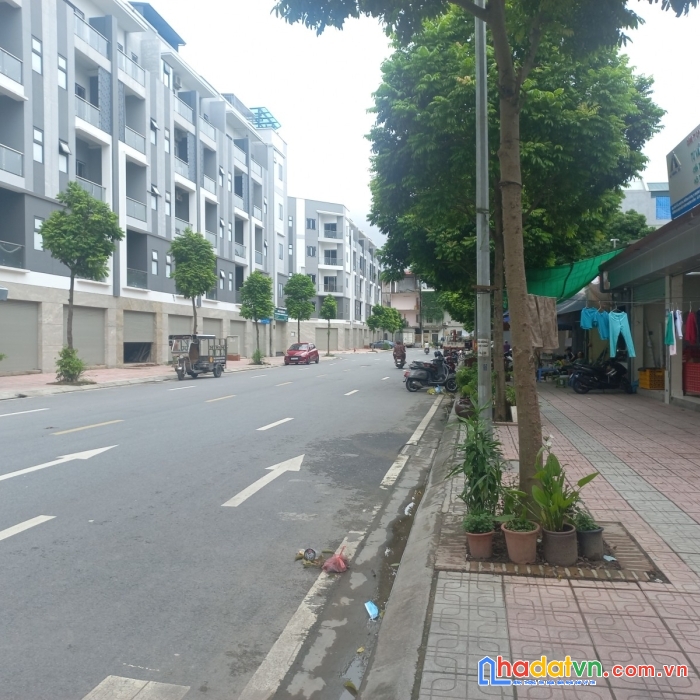 Cực hiếm bán nhà ngõ 24 lý sơn,cạnh himlamstar.40m,2.5tỷ,30mra mặt phố