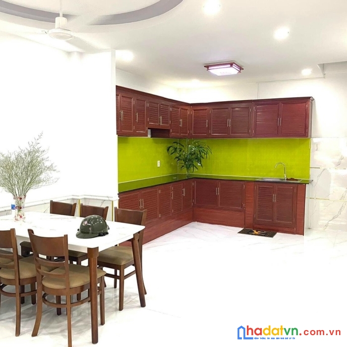 Hẻm 4m, 112/ phổ quang, 4m x 14m, 2 lầu, 8.7 tỷ, phú nhuận