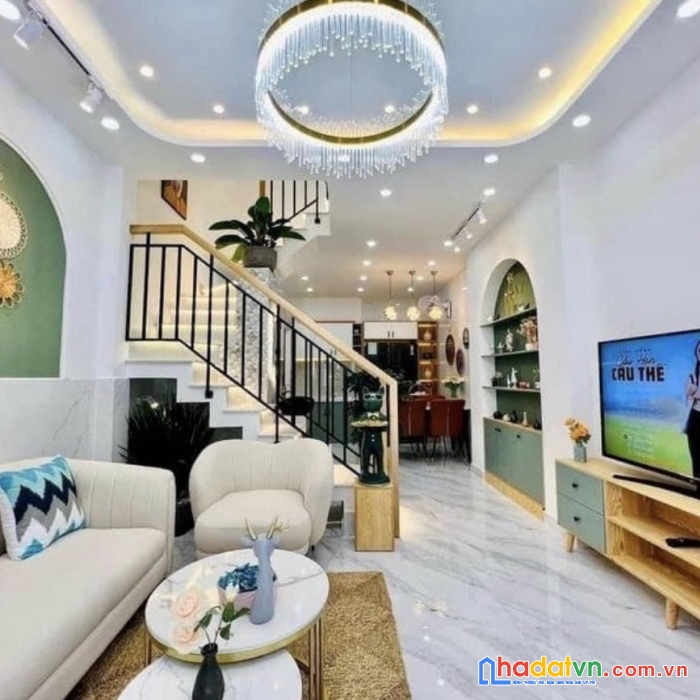 Bán nhà ở phố trần thái tông - cầu giấy - hà nội, dt45m2x5t mt3.8 giá chào 4,45 tỷ