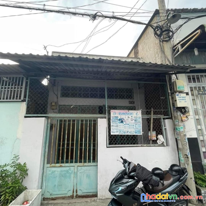 Hxh đổ cửa, 2mặt hẻm, ngay tỉnh lộ10, gần chợ bà hom, 5phút qua khu vip tên lửa, sổ nở hậu tài