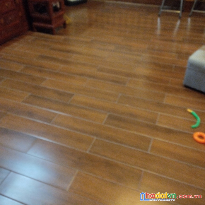 Dòng tiền 2500usd/1th 

 - trục chinh -  kim bảng - 5t- d t140m2 -mt6m - 7,7 tỷ