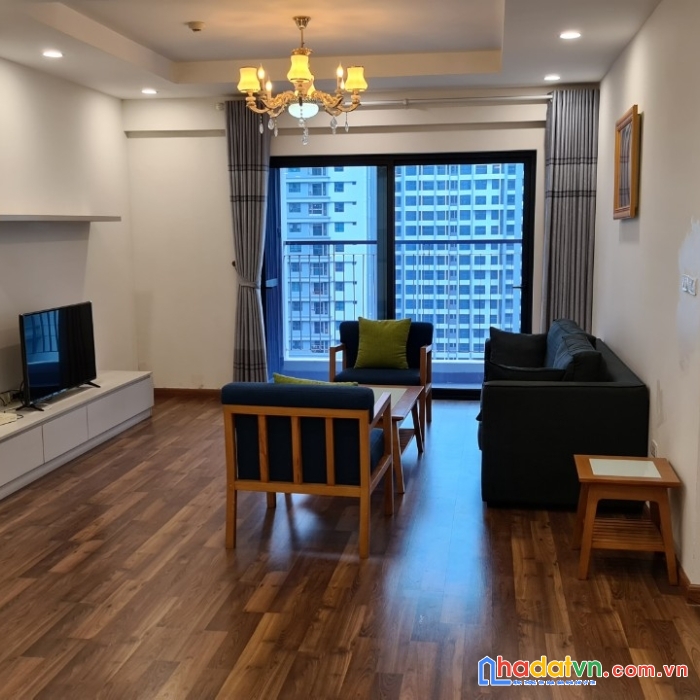 Cho thuê gấp cccc full nội thất 3 pn ở ngay tại goldmark city