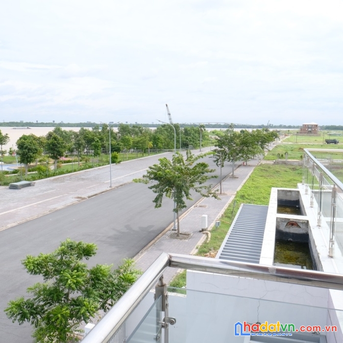 Kẹt tiền bán gấp lô a2 175m2, giá 25.tr/m2