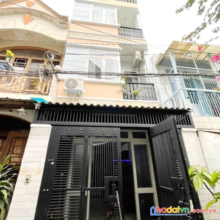 Nhà mới,kiên cố 4 tầng sát chợ rạch ông đường dương bá trạc p2q8