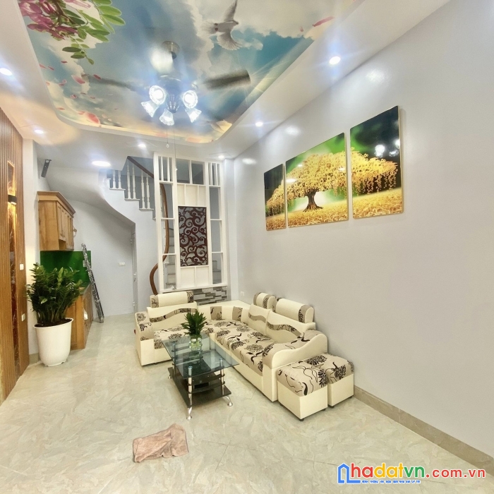 Hiếm 3 tỷ có nhà đẹp 32m2*5 tầng lô góc phố lĩnh nam, hoàng mai lh 0911973662