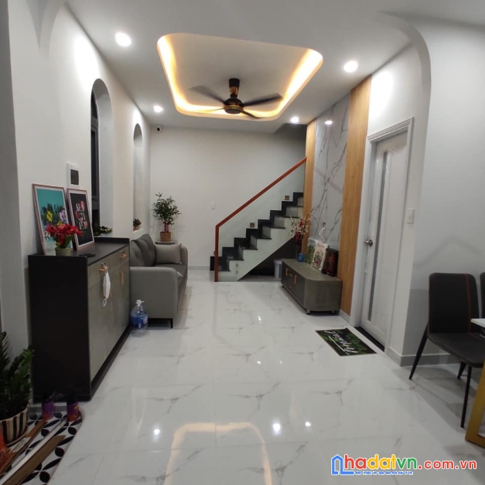 Bán gấp nhà xinh lê trọng tấn, tân phú, 2 tầng, 34m2 chỉ 3xty.