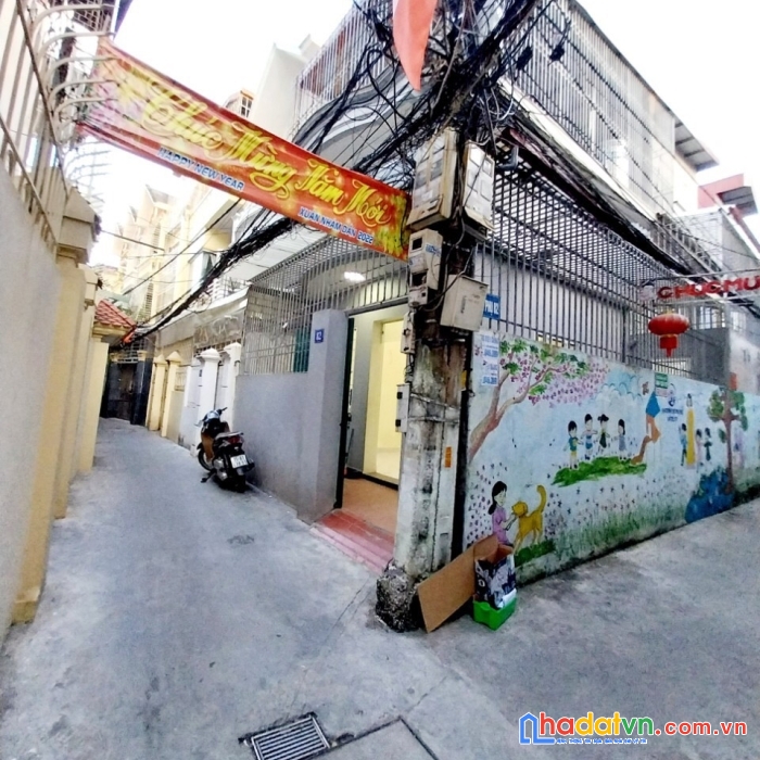 Vô địch trong tầm giá và địa thế nhà mặt ngõ  lô góc chợ cột đèn  thông tô hiệu và dư hàng  với