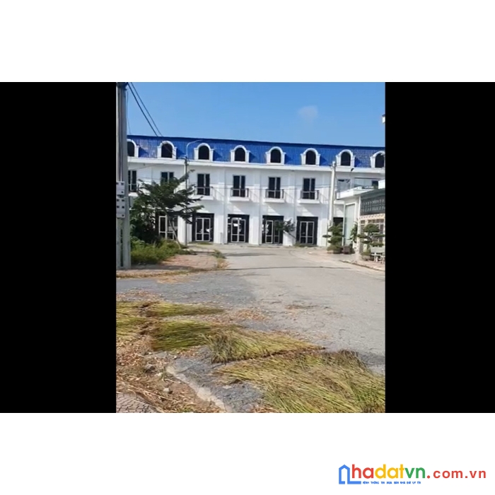 Chính chủ cần bán lô lk 2 lô 51 đầu ve hai mặt đường sát cổng chợ hói đào xã nga liên, nga sơn,