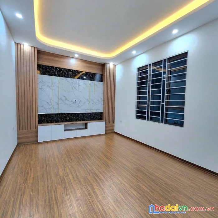 Siêu phẩm mới koong ở ngay tại đàm quang trung, thang máy, gara, giá nhỉnh 8 tỷ