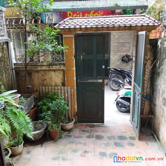 Bán nhà ngõ phố trường chinh,dt65m2 x 5t, mt3.8m, giá 7.6 tỷ.sđcc