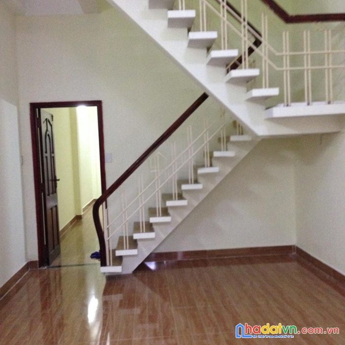 Nhà 2 mt, thông phạm văn bạch và tân sơn, 8 ty