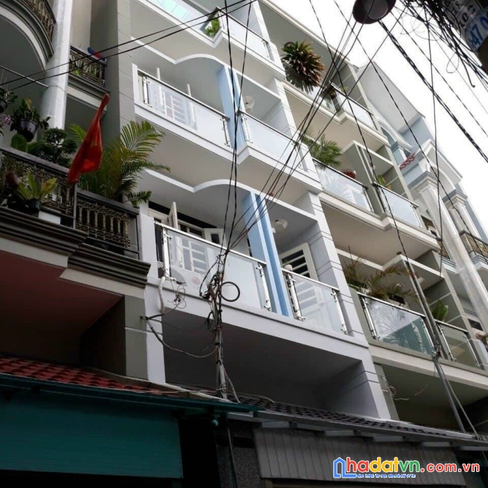 Hẻm 4m trần hữu trang, 4 x 11.5m, 3 lầu, chỉ 8.1 tỷ, phú nhuận
