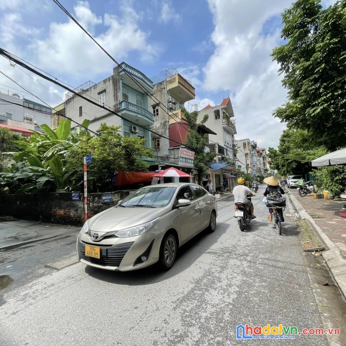 Mua bán nhà đất tại phú diễn cầu diễn hn dt126m2 lô góc mt5,4m giá chỉ 17,4ty 2 ôtô tránh, vỉa hè