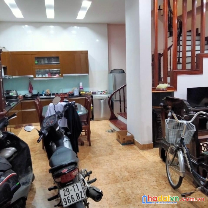 Phân lô- ô tô tránh - 2 thoáng trước sau- sổ đẹp. bán nhà kiến hưng hà đông 52m, 4 tầng , giá