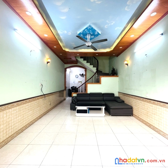 Bán nhà phố trạm mới đẹp, sát aeon, 20m ôtô tránh, 48m2x4.3m