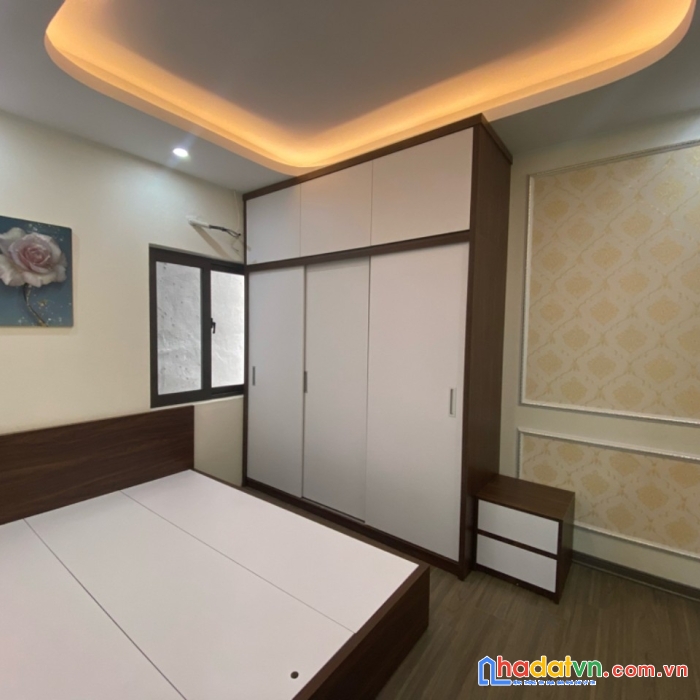 Bán nhà phố tây sơn: 44m2, 5 tầng, 3 ngủ, mt 4m ngõ 3 gác thoáng, 20m ra phố. 3.9 tỷ