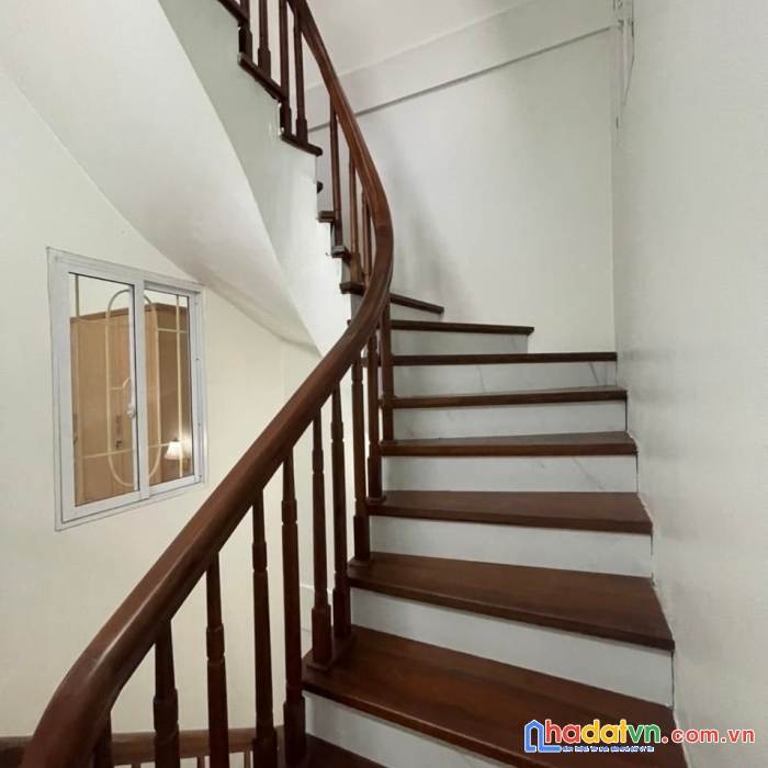 Trung tâm cầu giấy-nguyễn khang-40m-gần hồ-chỉ nhỉnh 4 tỷ