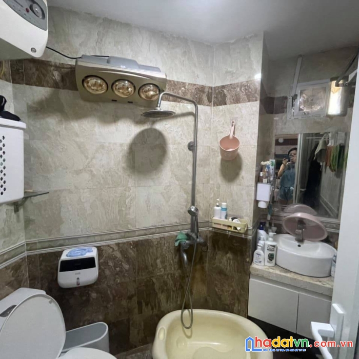 Đông ngạc,nhỉnh tỷ có ngay nhà ở chèm,2 tầng,xách vali ở luôn,n10m ra ô tô tránh,25m 1,3 tỷ