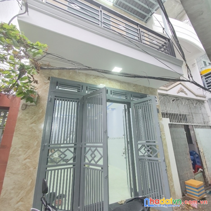 Nhà bán bãi sậy 3.6x12m gần mặt tiền, giáp quận 5 chỉ 3.1 tỷ