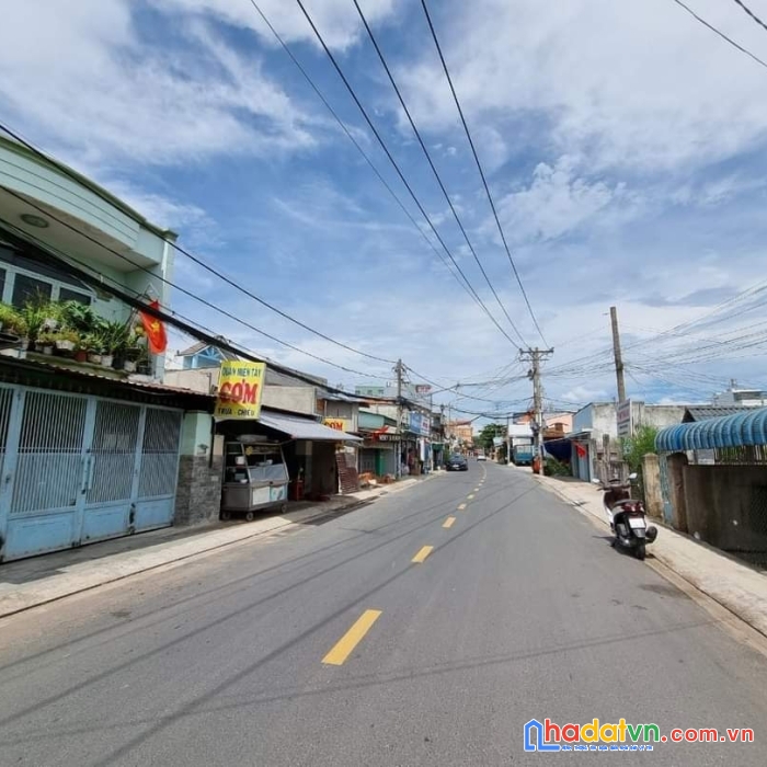 Mặt tiền kinh doanh bà điẻm hóc môn, 8.6 x 18 giá nhỉnh 8 tỷ