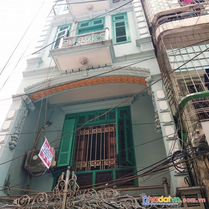 Bán nhà đường láng, ô tô tránh, thông láng hạ, 2 thoáng, kinh doanh thuận tiện.