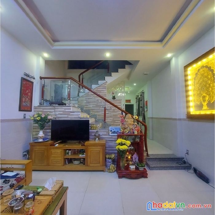 Nhà kiệt ô tô 5m lê duẩn, 80m2, 3 tầng, đẹp