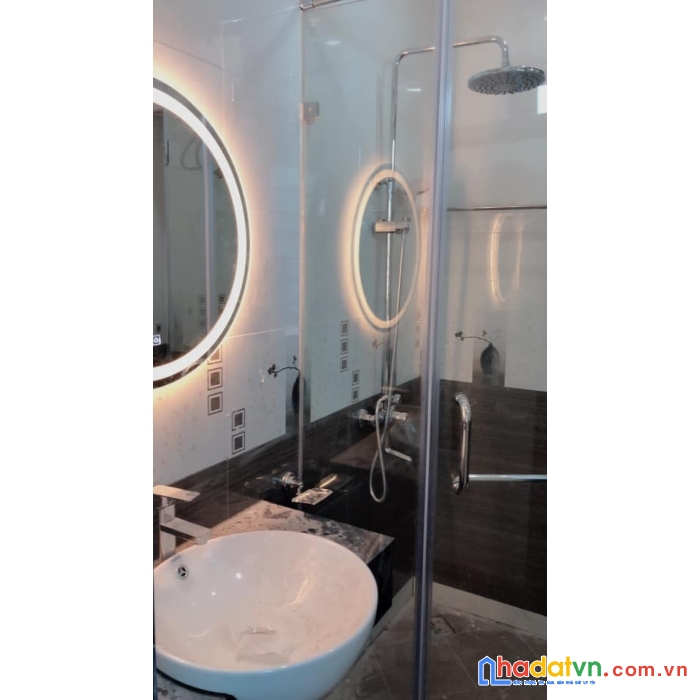 Bán nhà lô góc siêu đẹp siêu vip ngay  tại con phố mỹ đình sầm uất tiện nghi nhiều - lô góc - oto