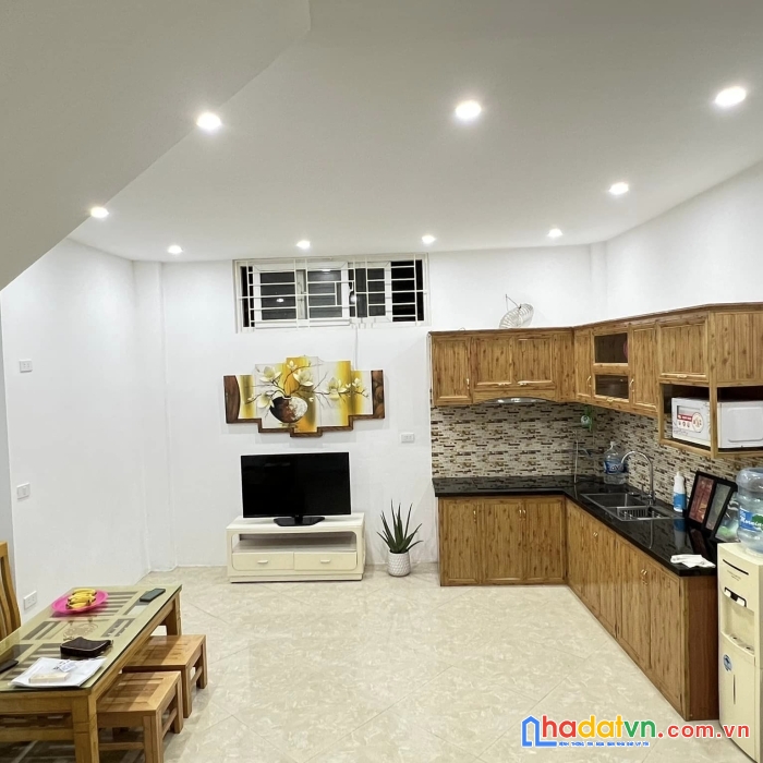 Bán nhà ngõ 52 mỹ đình – ngõ rộng, gần chợ, an sinh đỉnh- 34m2, 5t, chưa tới 4 tỷ.