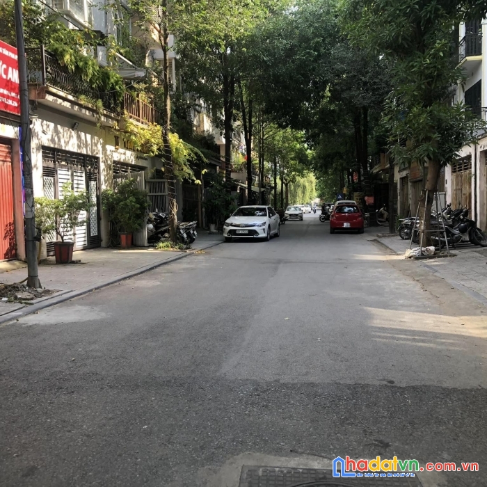 Bán biệt thự văn phú 150m2 đường 17m 0909858789