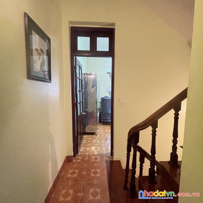Bán nhà đẹp phân lô ,ô tô đỗ cửa , quận thanh xuân 55 mét 5 tầng chỉ 6,5 tỷ