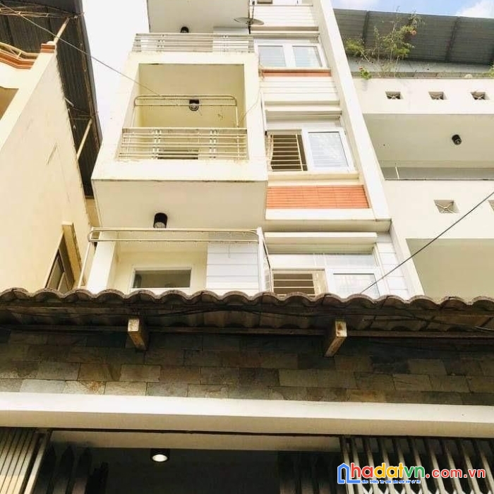 Hót  thành thái  vip q10 -86m2- 5 tầng 17 chdv thu nhập 85tr tháng