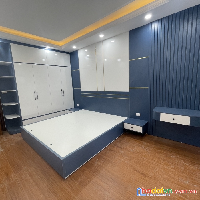 Bán nhà phố trung văn, oto đỗ trong nhà, dt gần 40m2